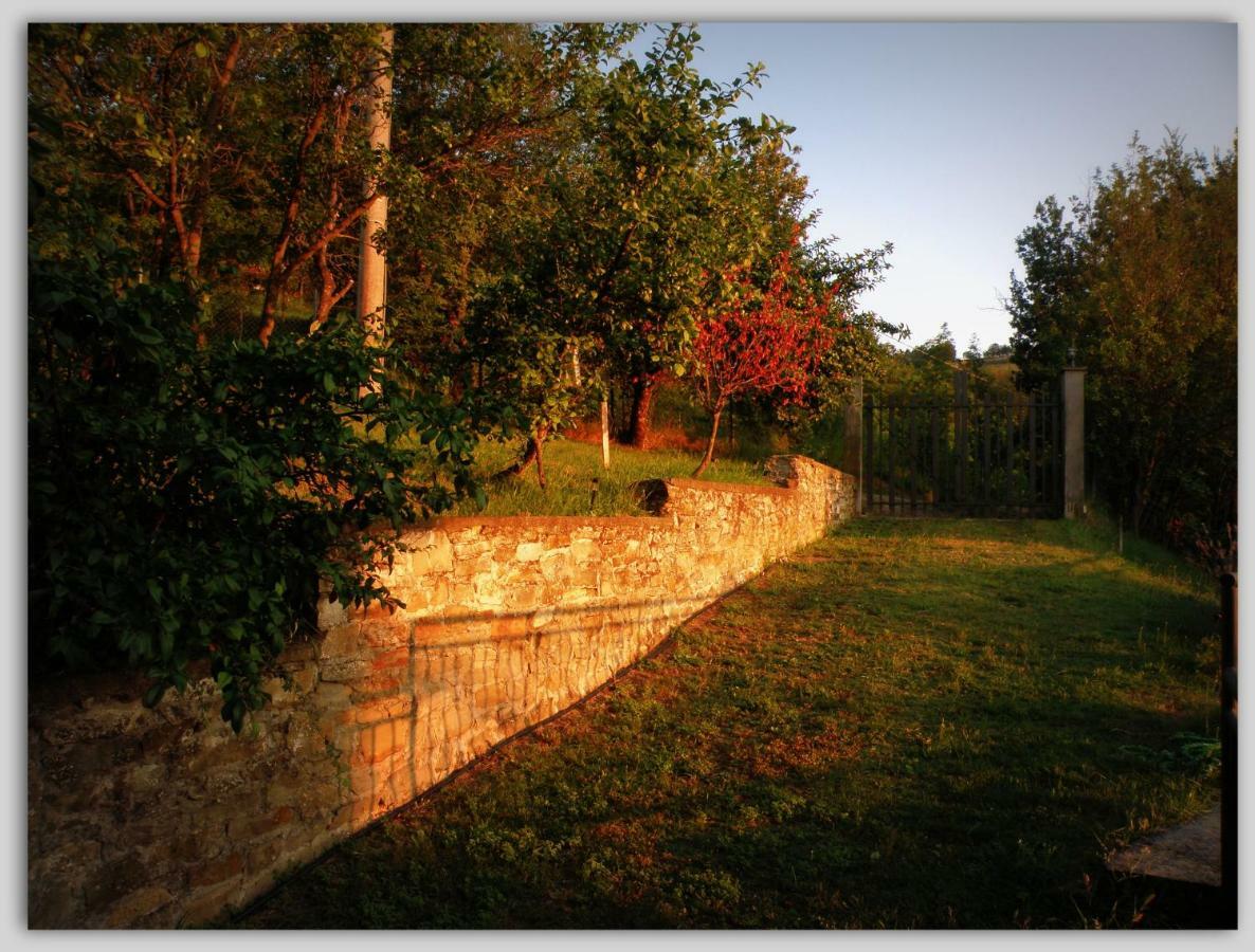 Cascina Luvot Bed & Breakfast Melazzo Екстериор снимка